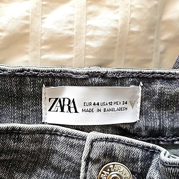 Zara Sculpted High Rise TRF Skinny Jeans - Size 32 (14) - Picture 4 of 4